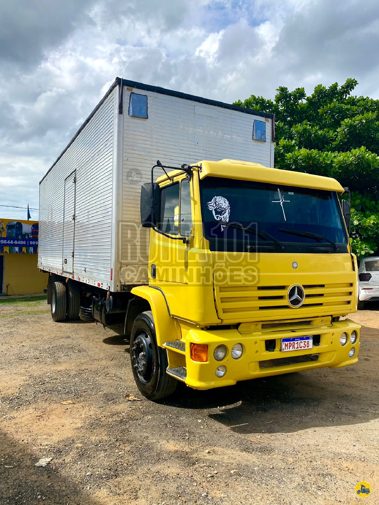 CAMINHAO MERCEDES-BENZ MB 1420 Baú Furgão Toco 4x2 Rotta 101 Caminhões SERRA ESPÍRITO SANTO ES